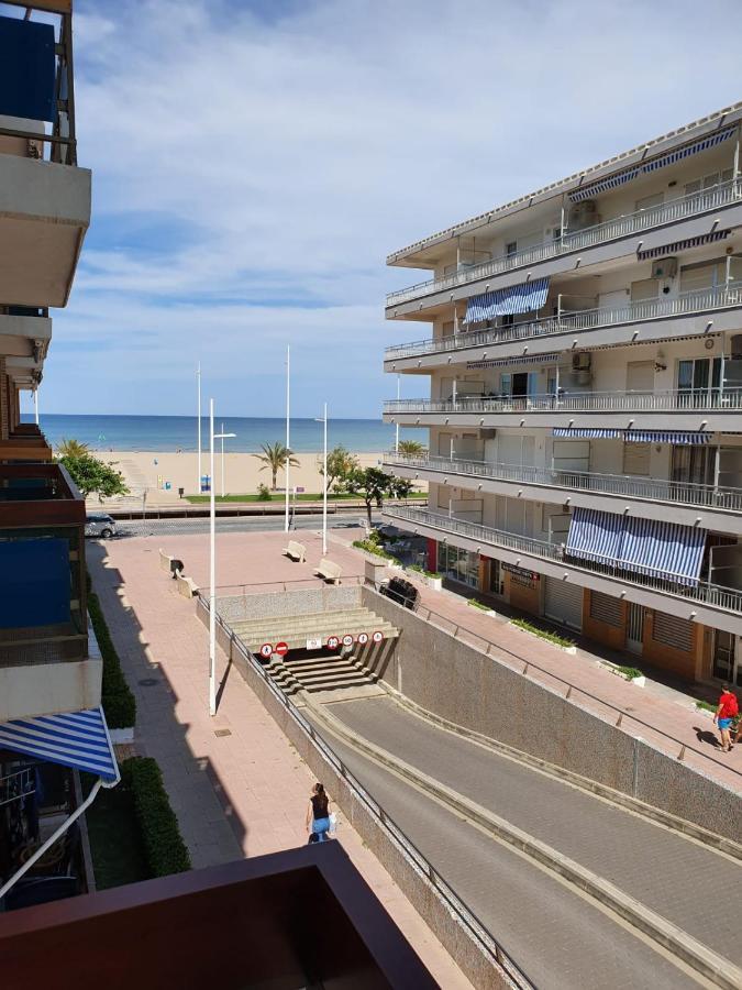 Apartamento Las Arenas Primera Línea Lateral, Playa De Gandia Apartamento Exterior foto